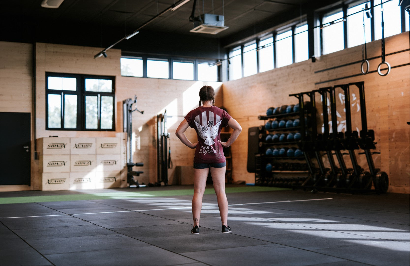 Ladies t-shirt "Valued beyond reps" burgundy