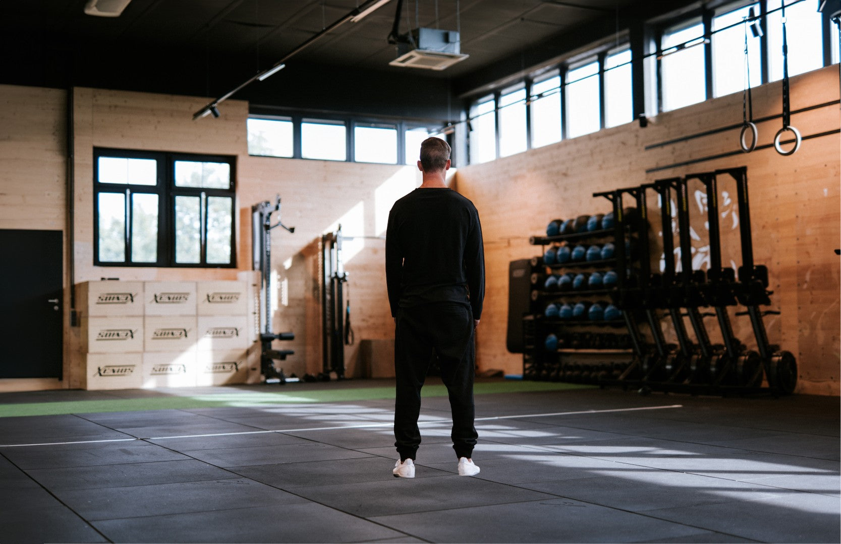 Men long sleeve black