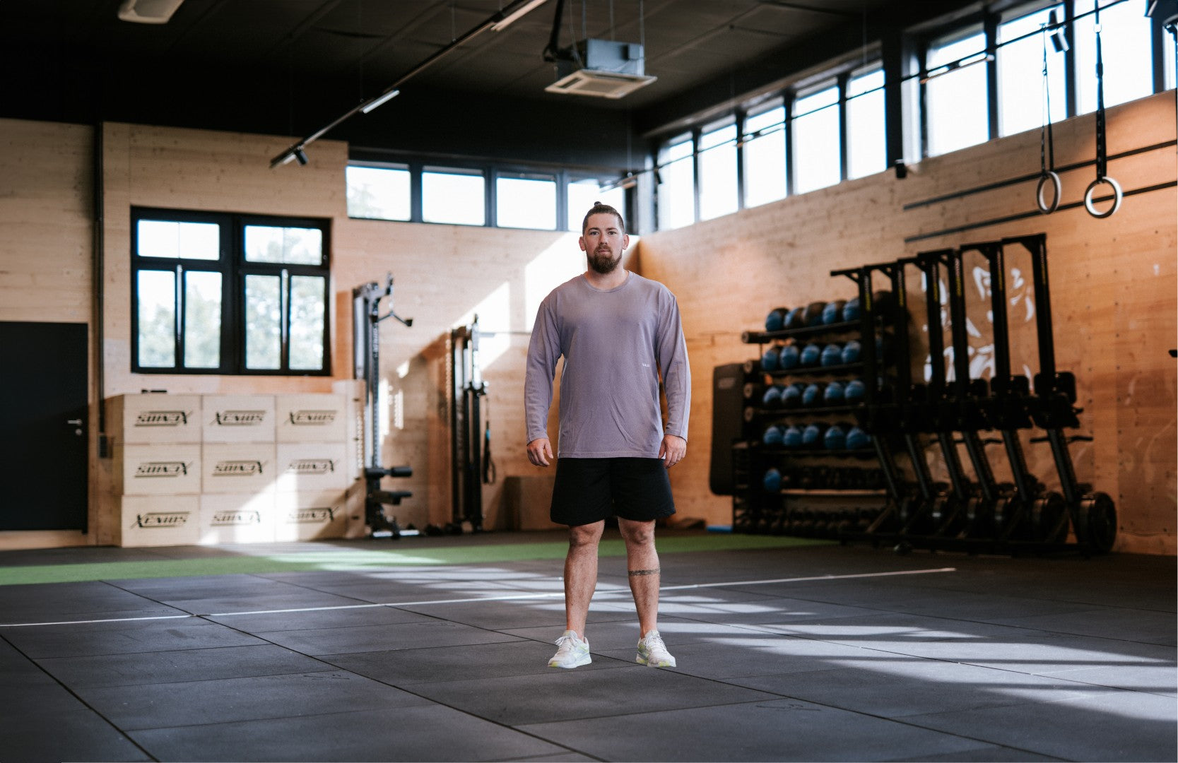 Men workout shorts black