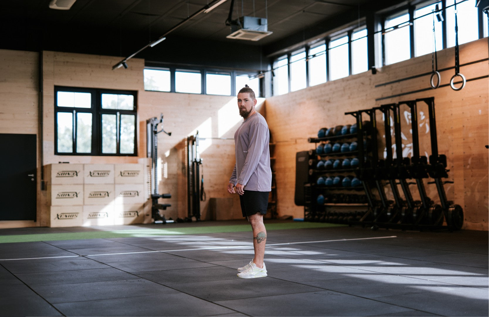 Men workout shorts black