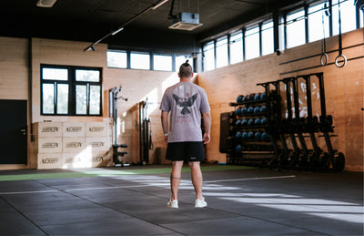 Men t-shirt "Valued beyond reps" lavender