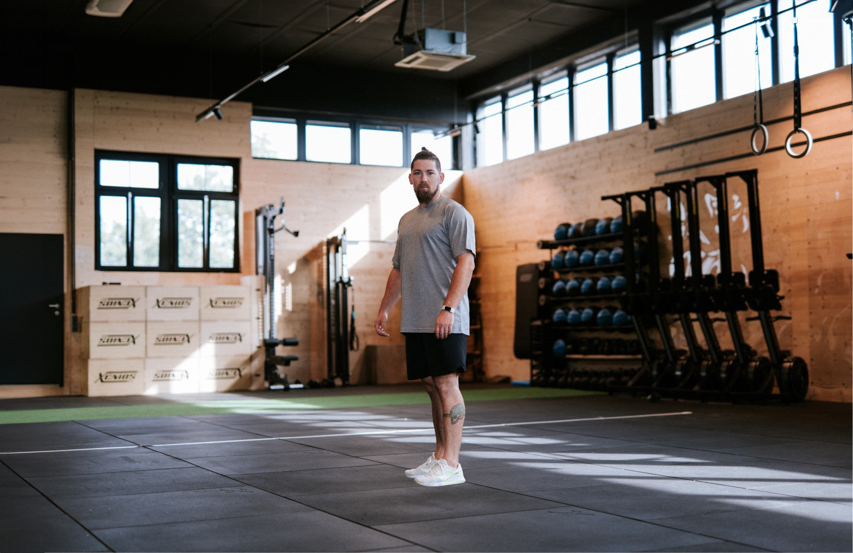 Men t-shirt "Valued beyond reps" light grey