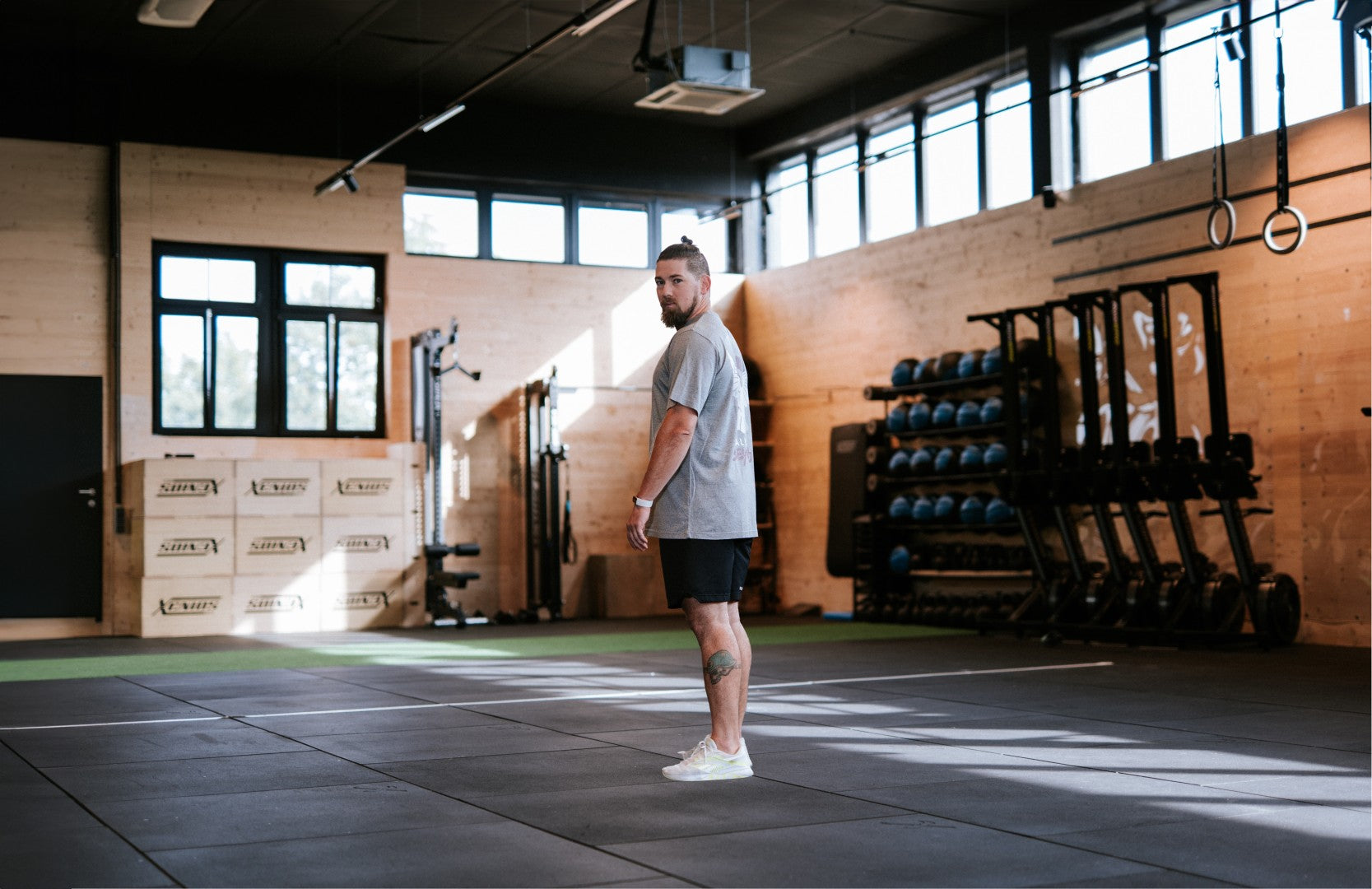 Men t-shirt "Valued beyond reps" light grey